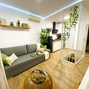  Apartment Con Cueva Romana/roman Cave * Early Check-in Spain